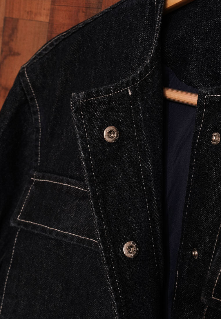 women utility pockets denim jacket#color_black