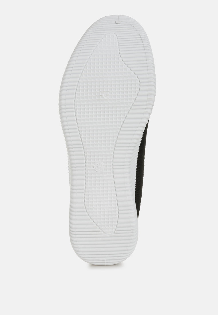 women flyknit walking sneakers#color_black