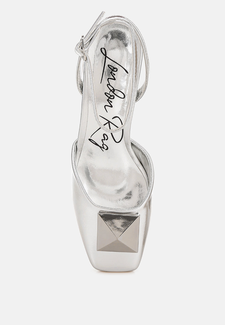 women brooch detail ankle strap sandals#color_silver