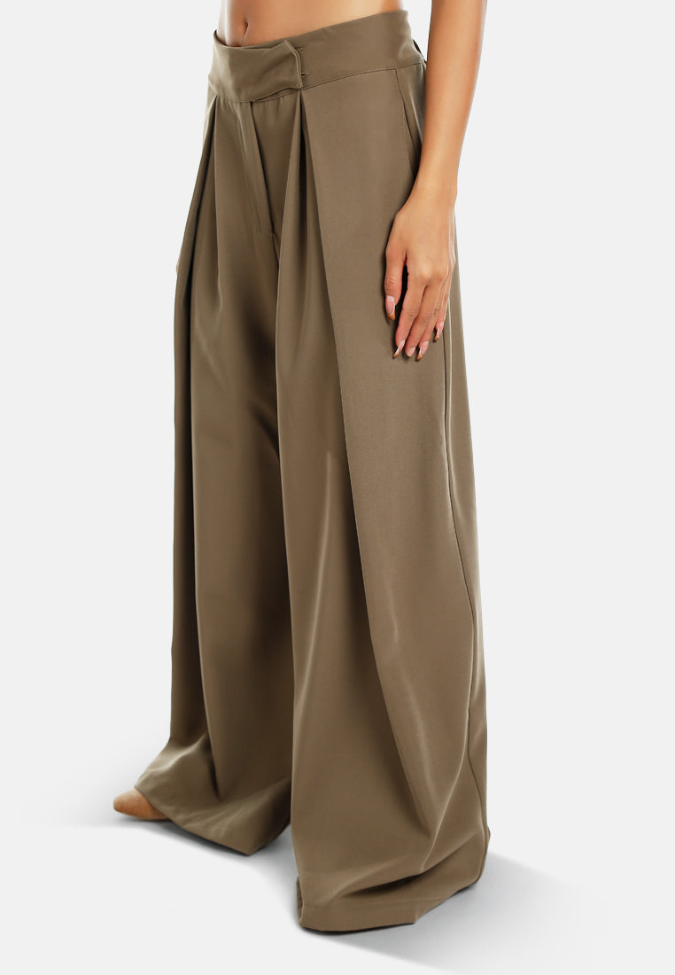 #color_taupe