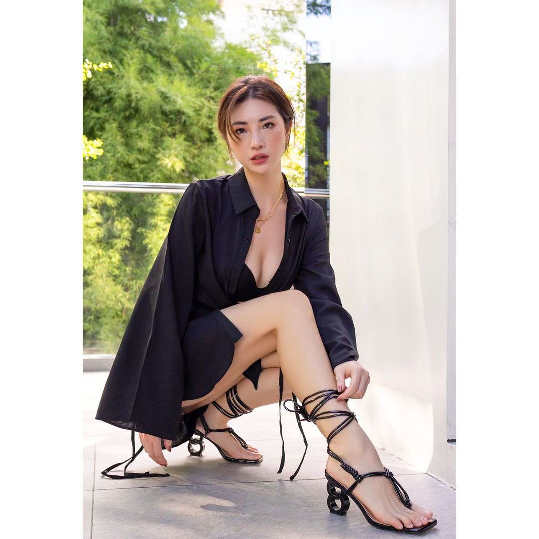 Thong Lace Up Heel Sandal in Black