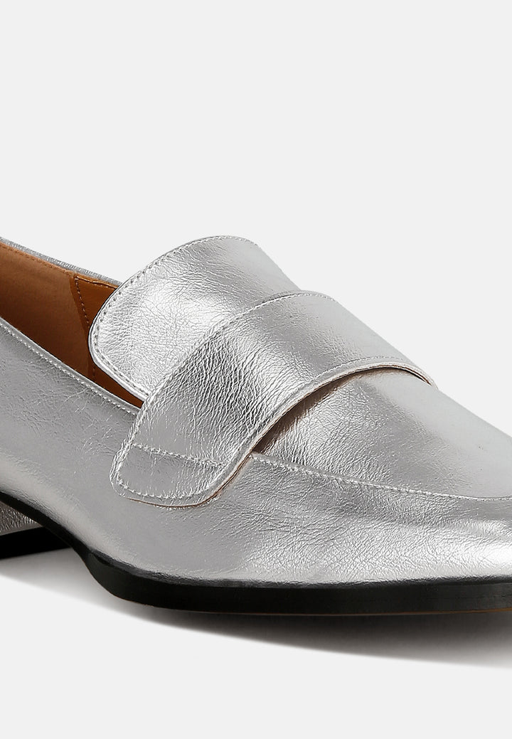 women metallic penny loafers#color_silver