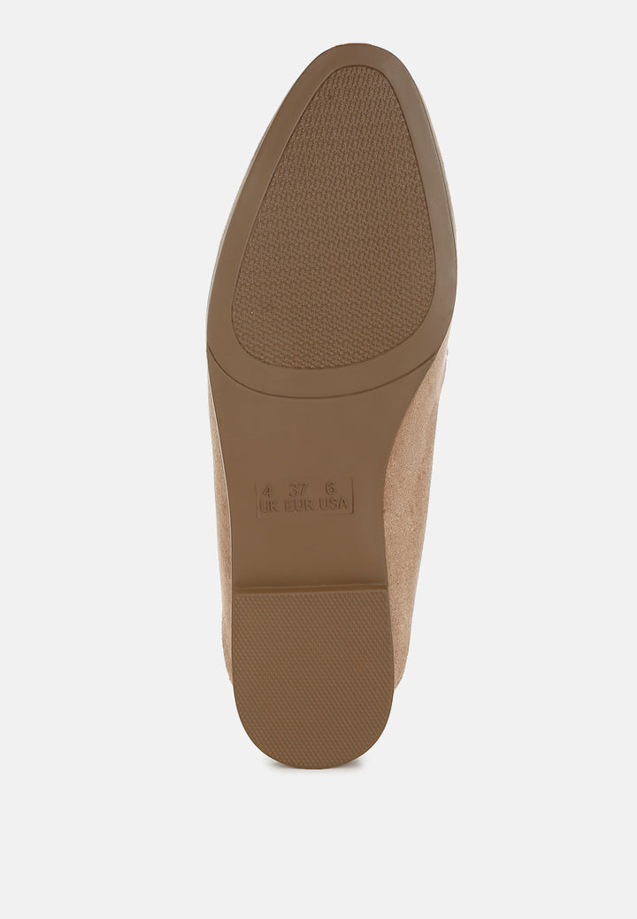 #color_taupe