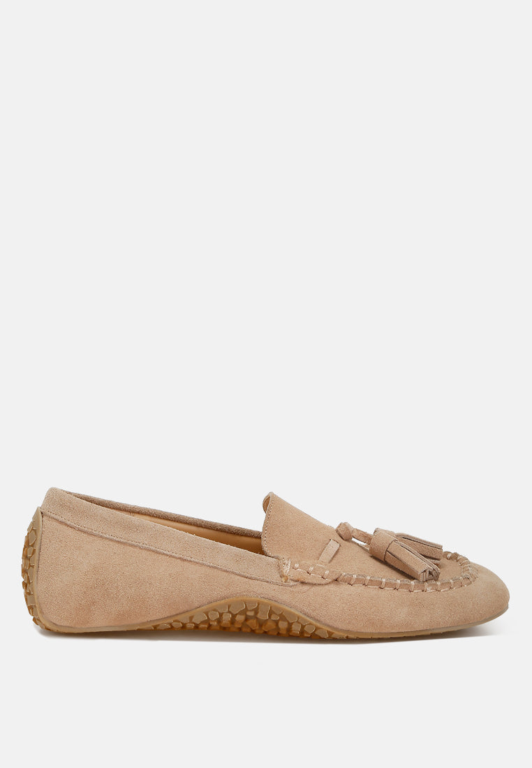 women suede round toe tassel loafers#color_beige