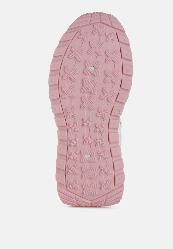 women print embroidery detail metallic sneakers#color_silver