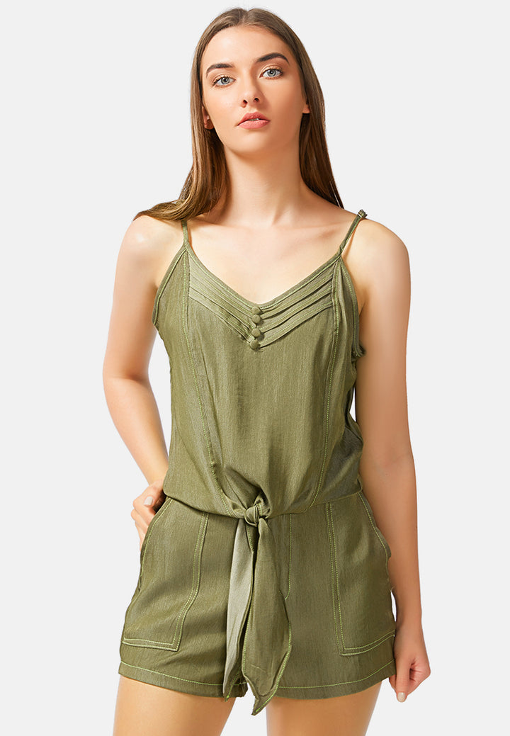 Women Shorts In Contrast Seam