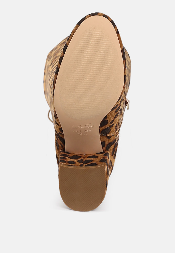 women minimal drawstring detail knee-high boots#color_leopard