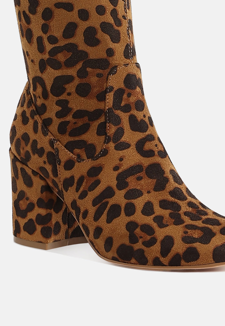 women minimal drawstring detail knee-high boots#color_leopard