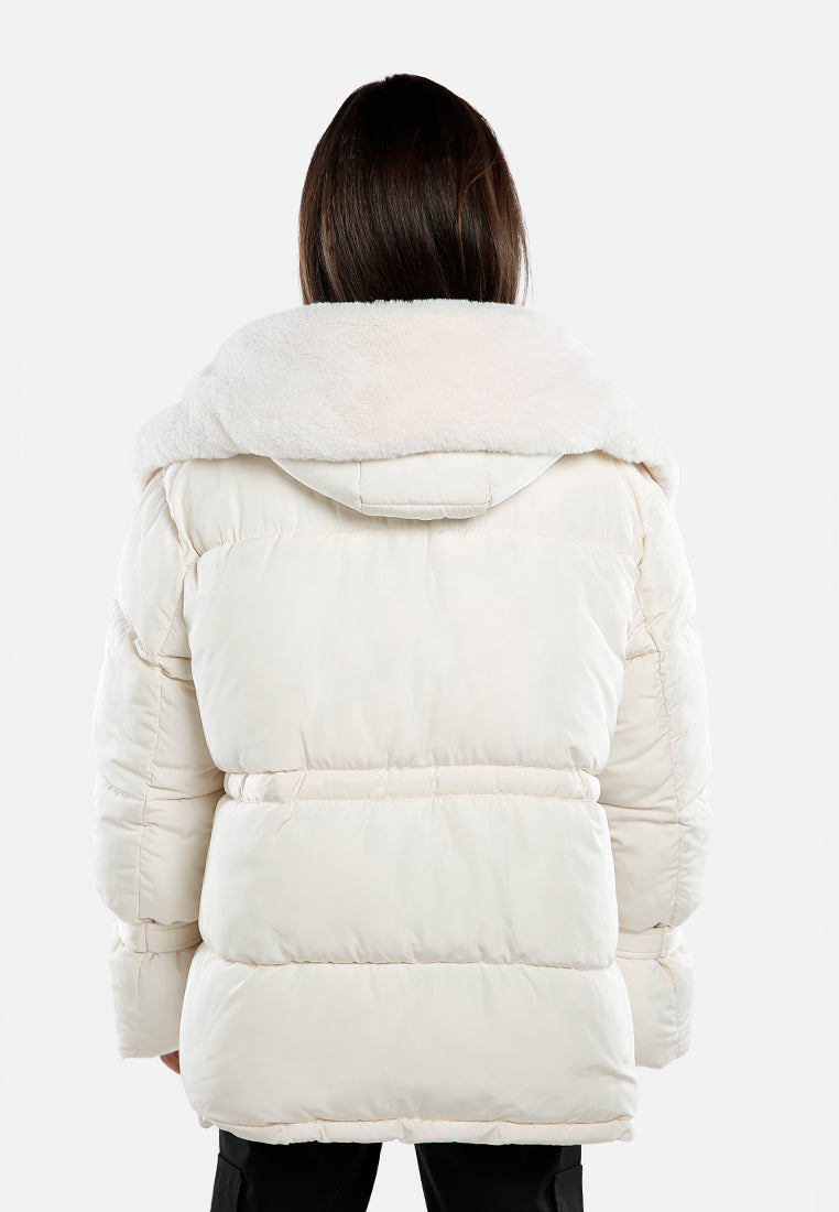 #color_off-white