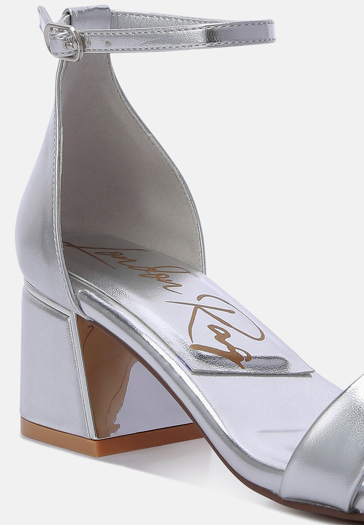 women metallic block heels#color_silver