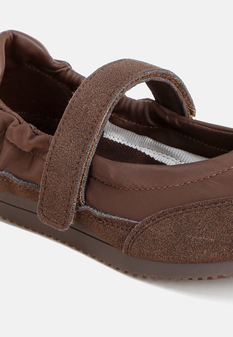 #color_brown