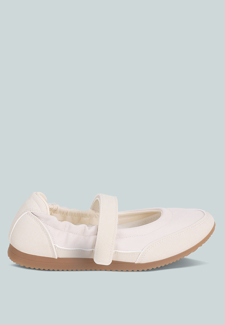 #color_off-white