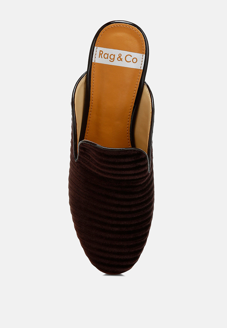 #color_brown
