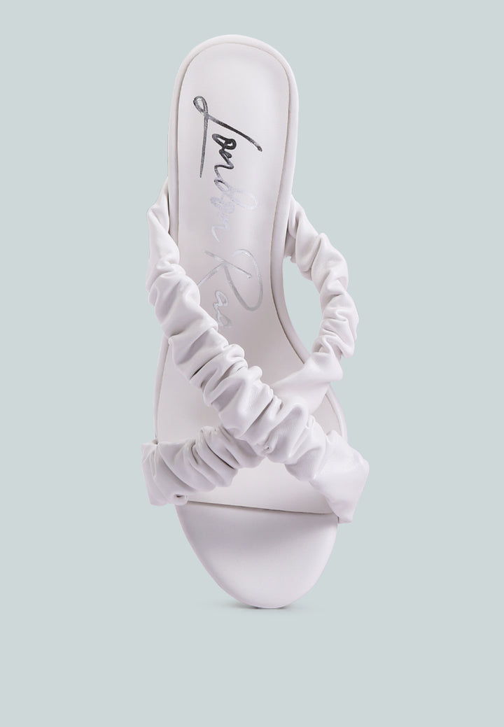 #color_off-white