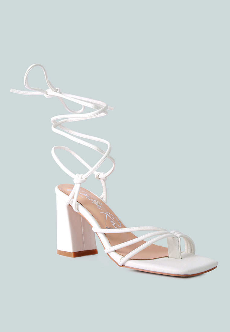 women toe ring tie up block sandals#color_white