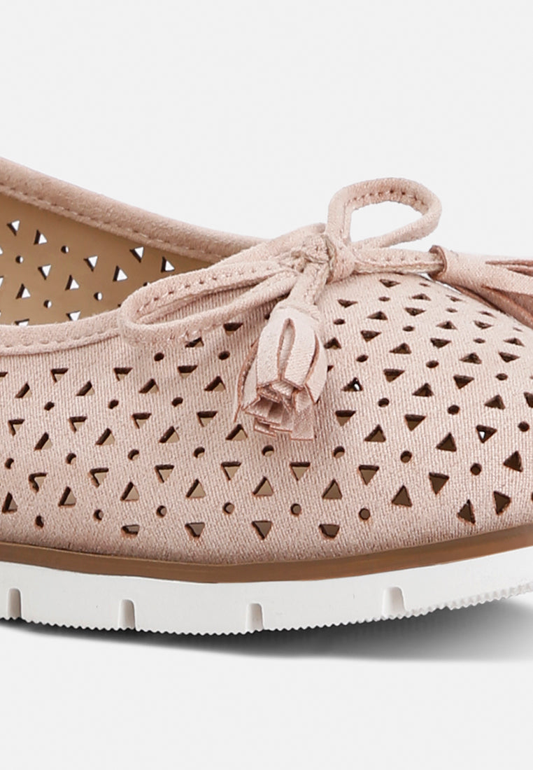 women perforated faux leather ballerinas#color_blush
