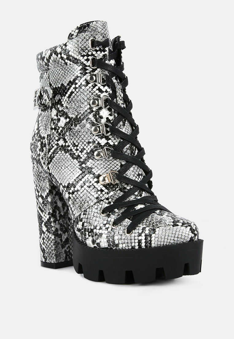 spruce snake skin ankle boots#color_black
