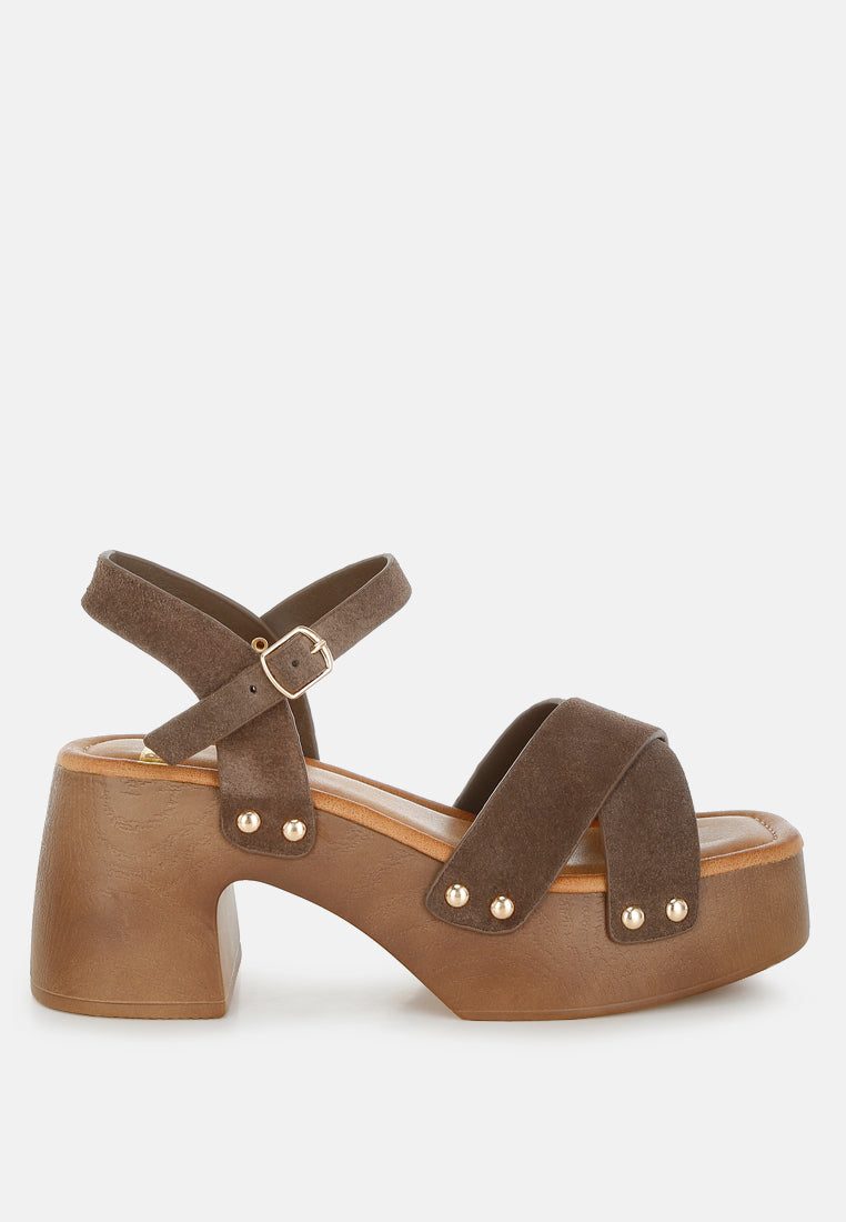 #color_brown