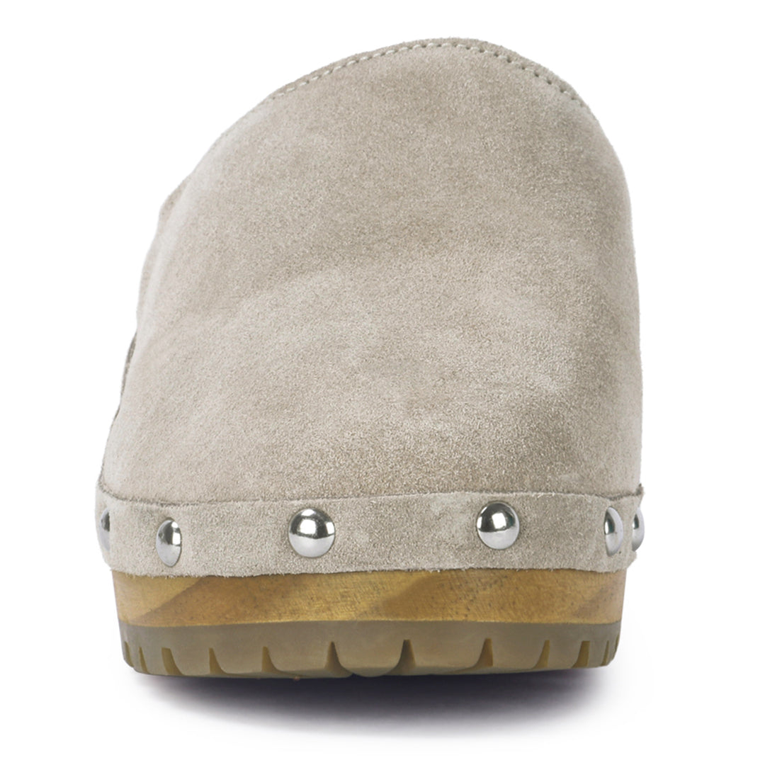 cedrus fine suede studded clogs mules#color_beige