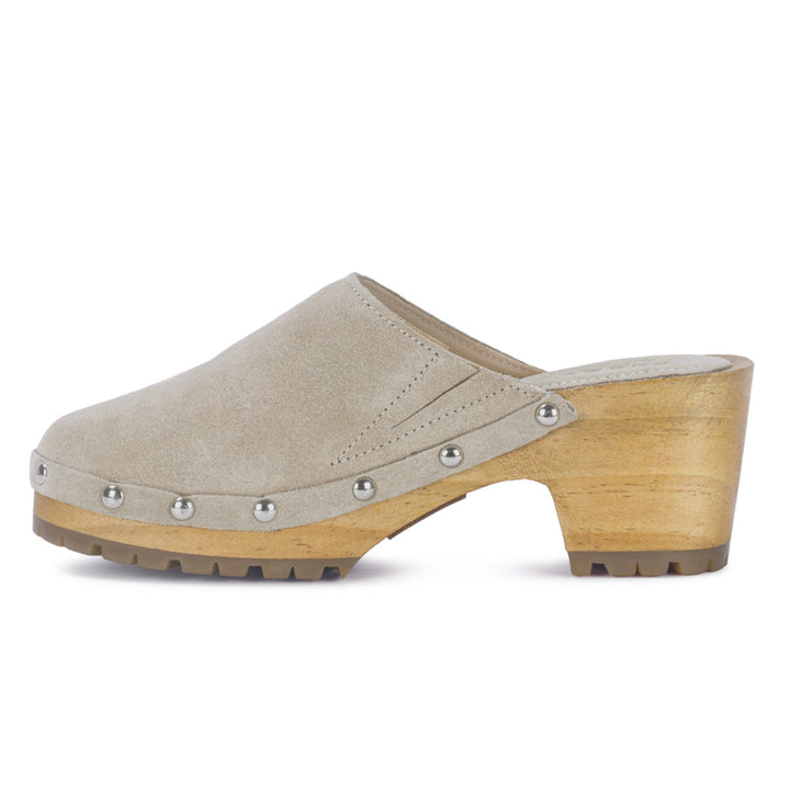 cedrus fine suede studded clogs mules#color_beige