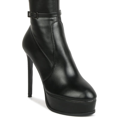 patent stiletto heeled long boots#color_black