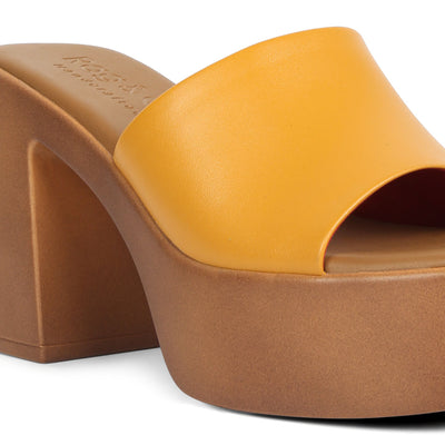slip on block heel sandals#color_tan