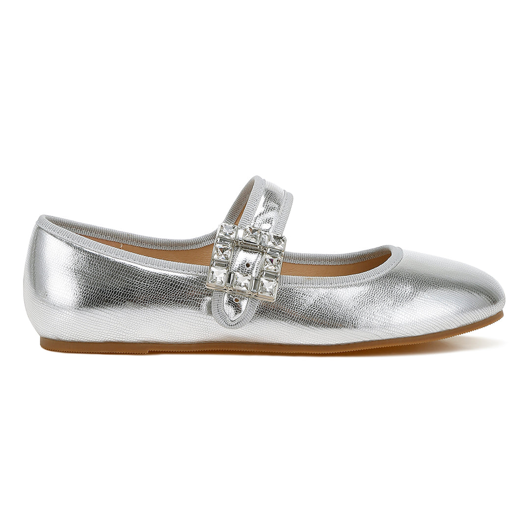 brooch mary jane sandals
#color_silver