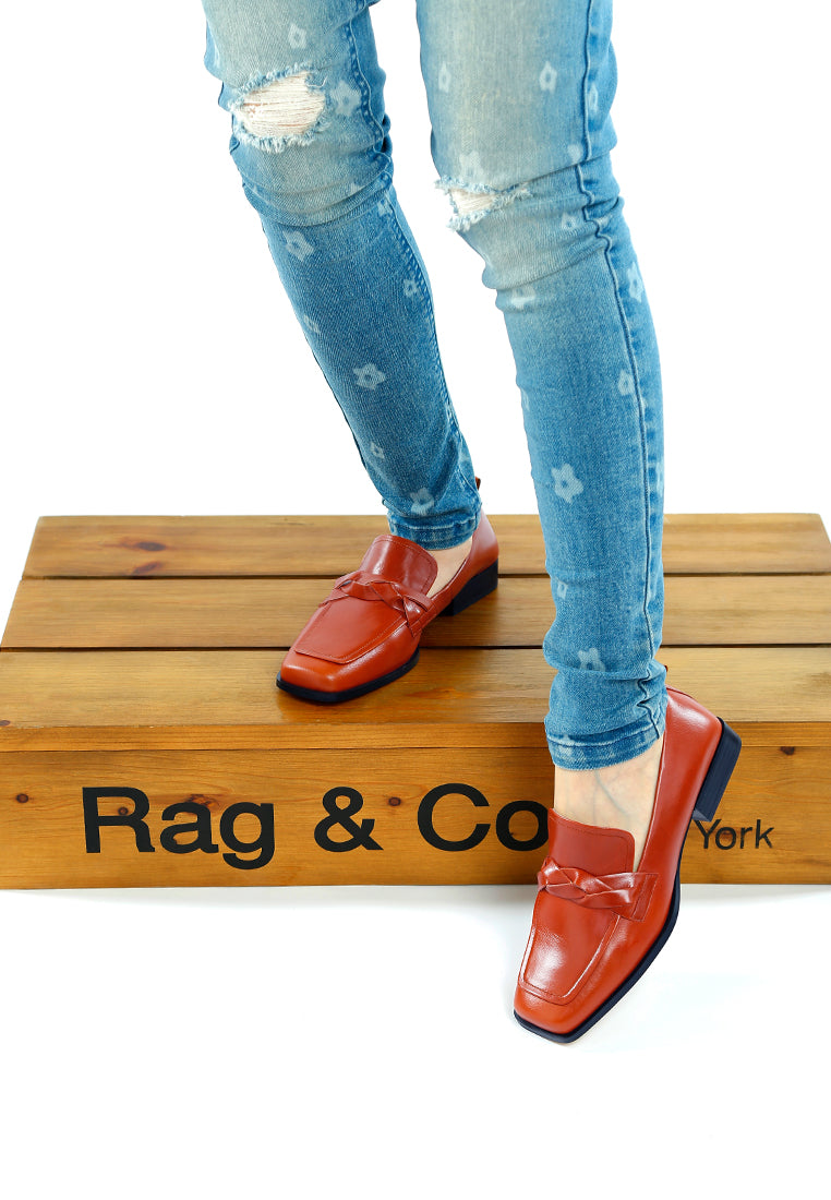 women genuine leather braided loafers#color_cognac