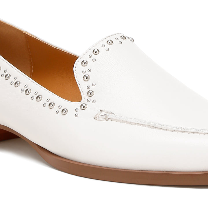 delicate stud detail leather loafers
#color_off-white