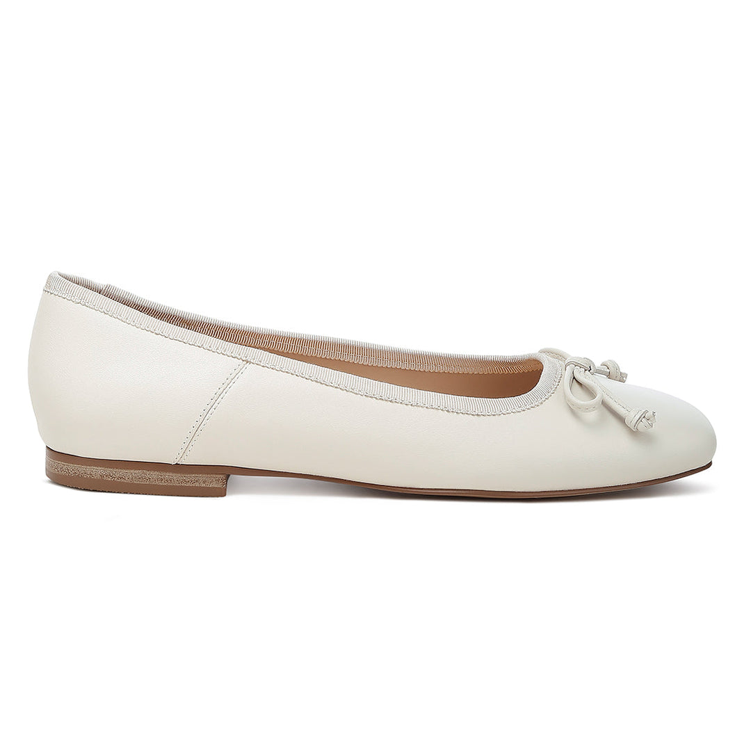 square-toe bow ballerinas#color_beige