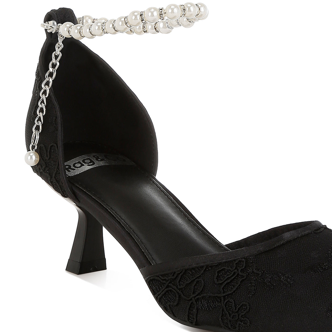 lace kitten heel sandals#color_black