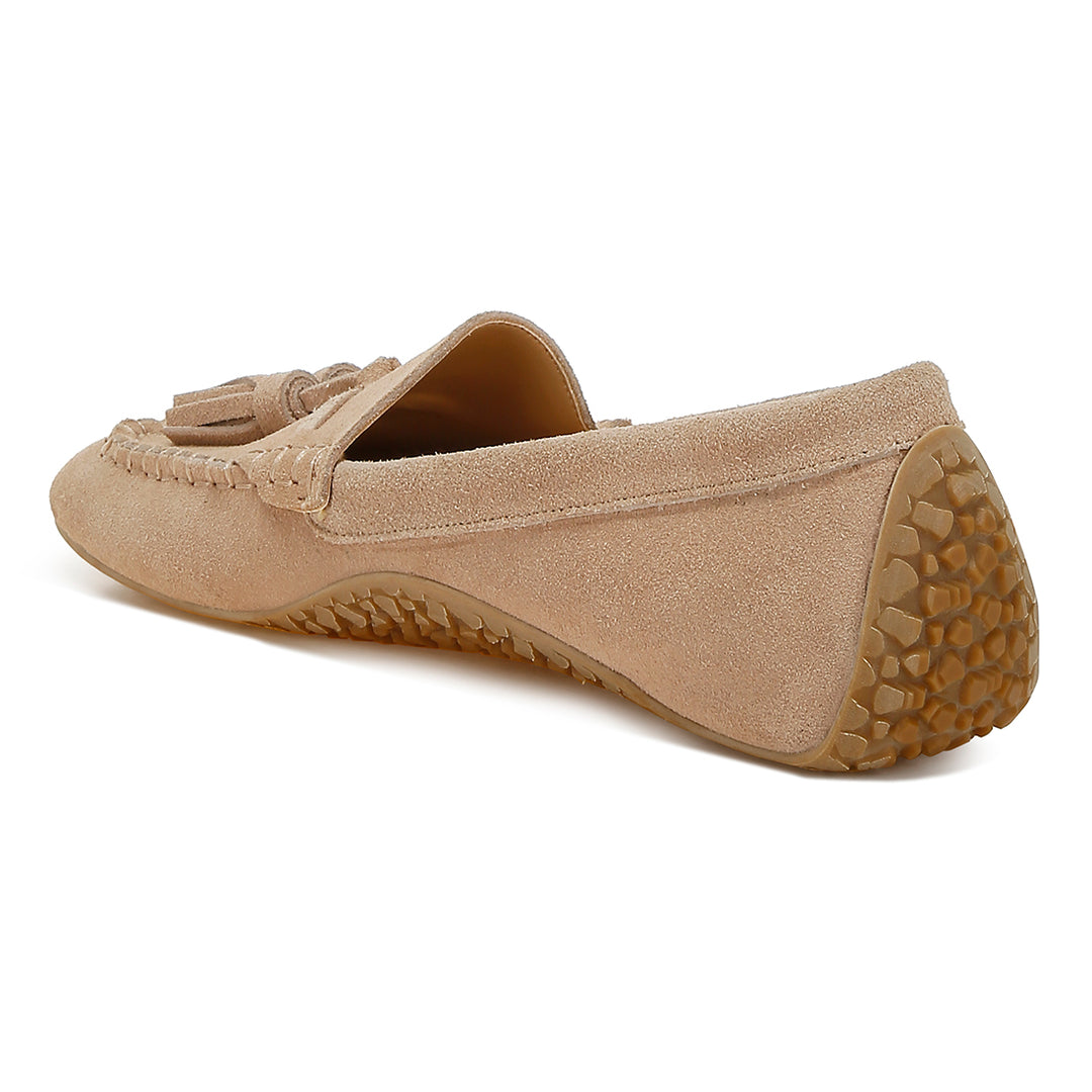 suede round toe tassel loafers
#color_beige