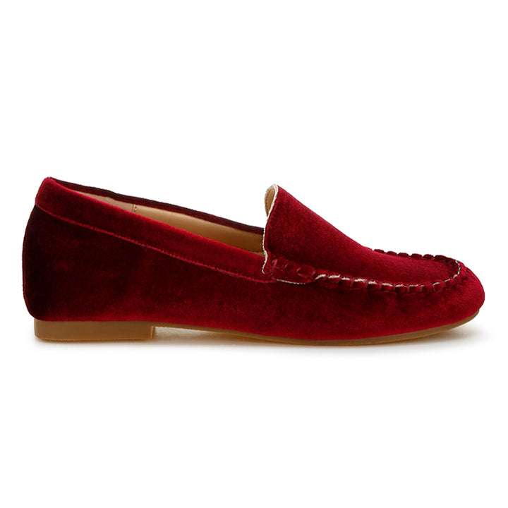 velvet flat loafers
#color_burgundy