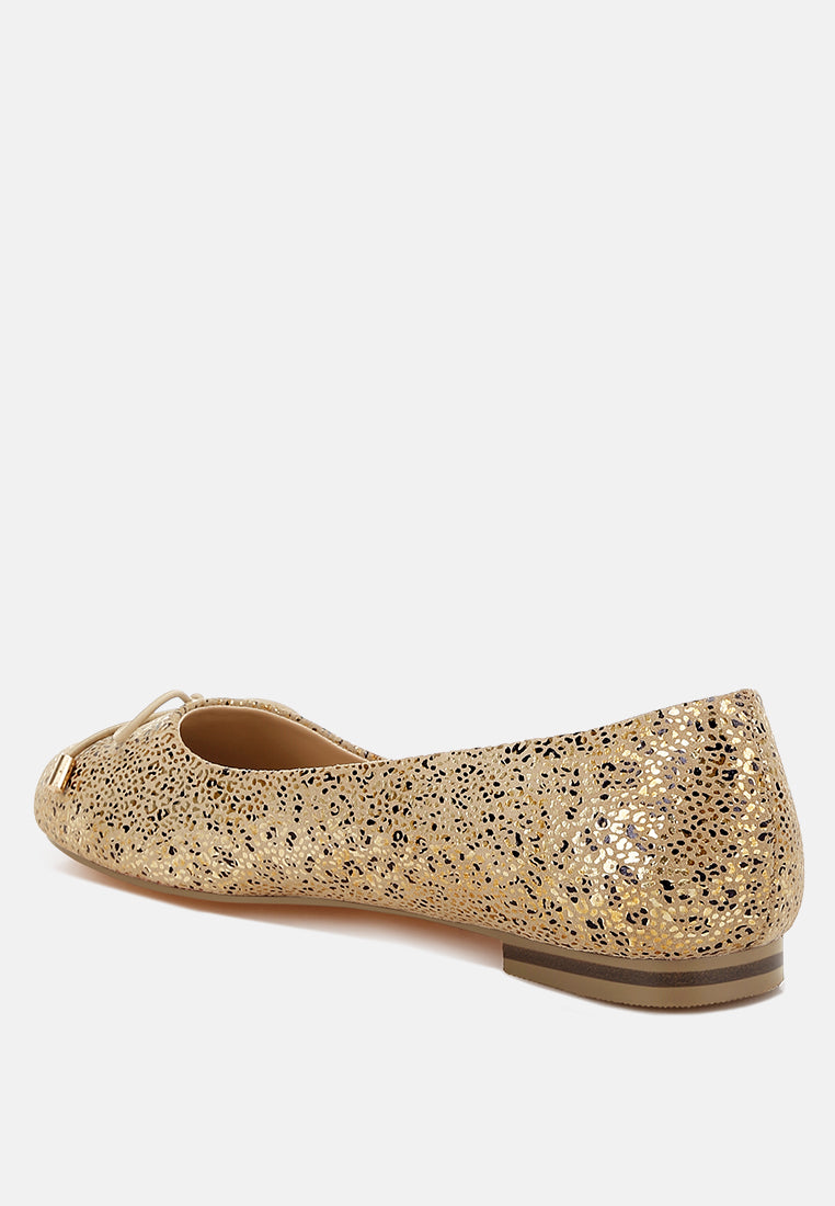women bow detail embossed suede ballerinas#color_gold