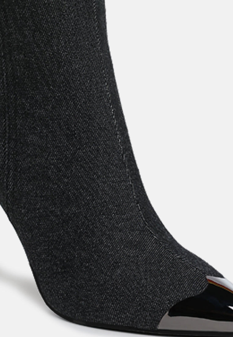 women metallic cap toe denim boots#color_black