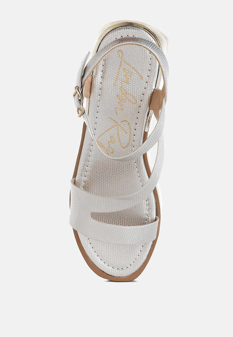 chunky flatform sandals
#color_silver