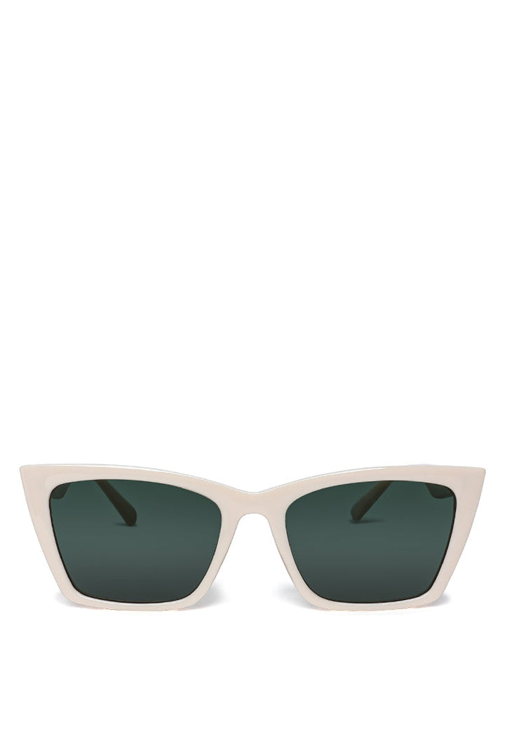 The Dramatic Cat Eye Sunglasses