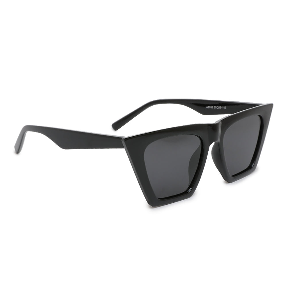 structured cat eye sunglasses#color_black