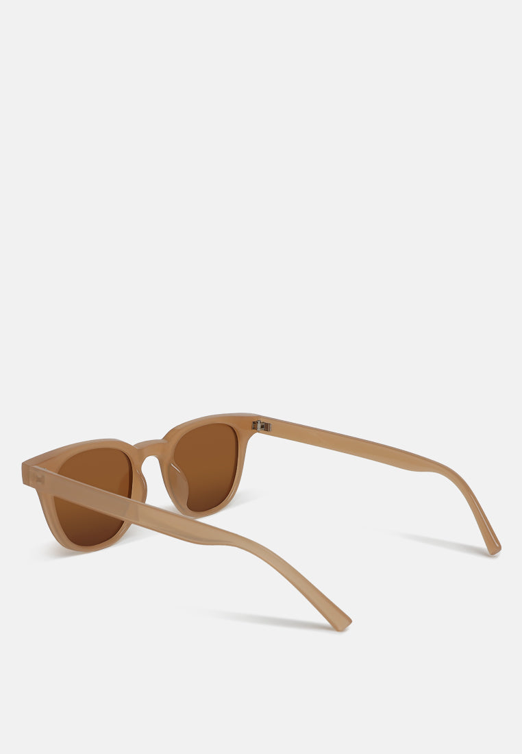 square cut wayfarer sunglasses#color_brown