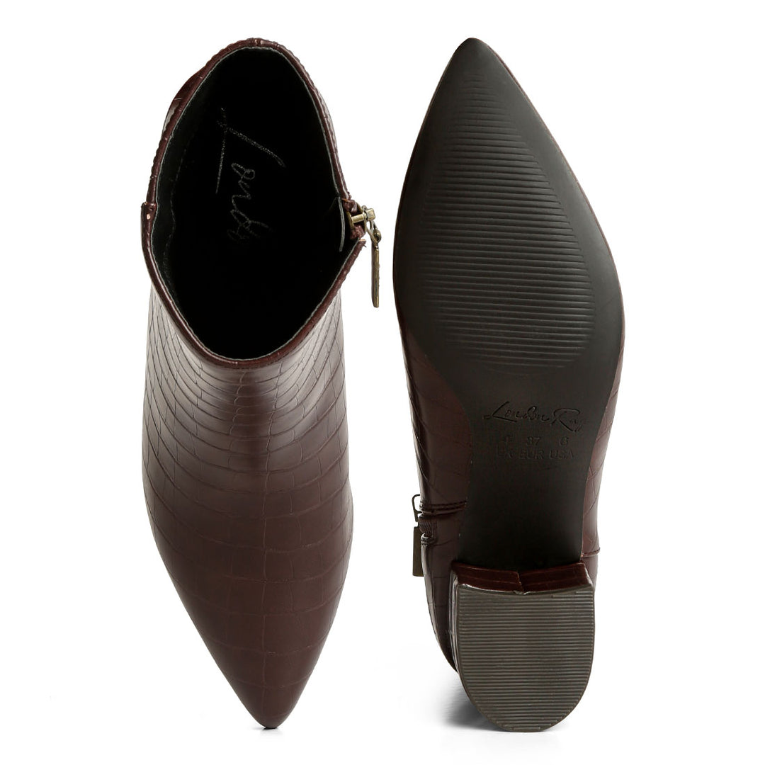 women sleek block heel ankle boots#color_brown