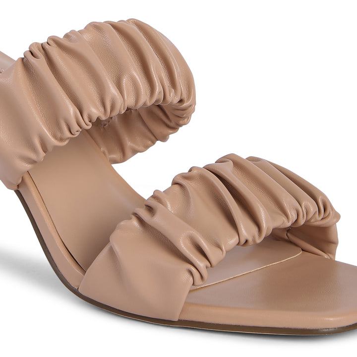 Fashion Mid Heel Sandals in Nude