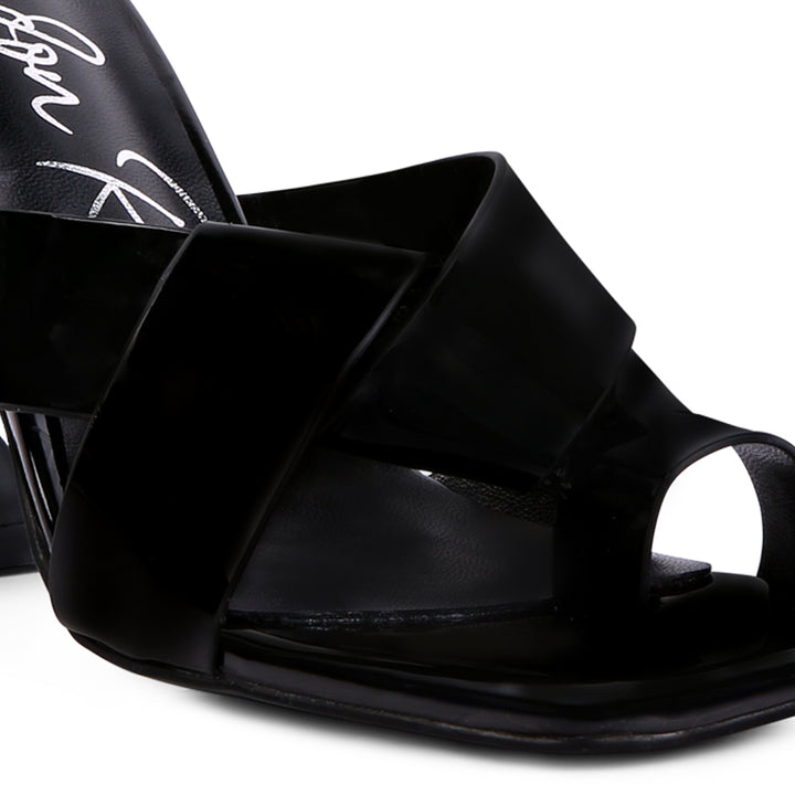 women intertwined toe ring heeled sandals#color_black