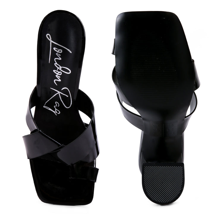 women intertwined toe ring heeled sandals#color_black