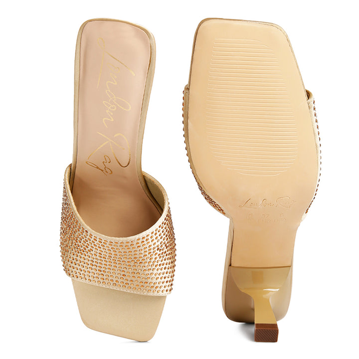 women heat set mid heel sandals#color_gold