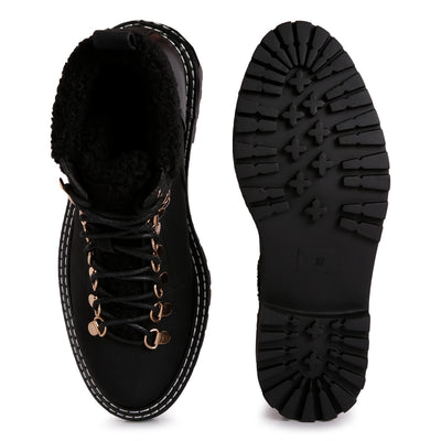 Black Gatlinburg Shearling Collar Ankle Boot