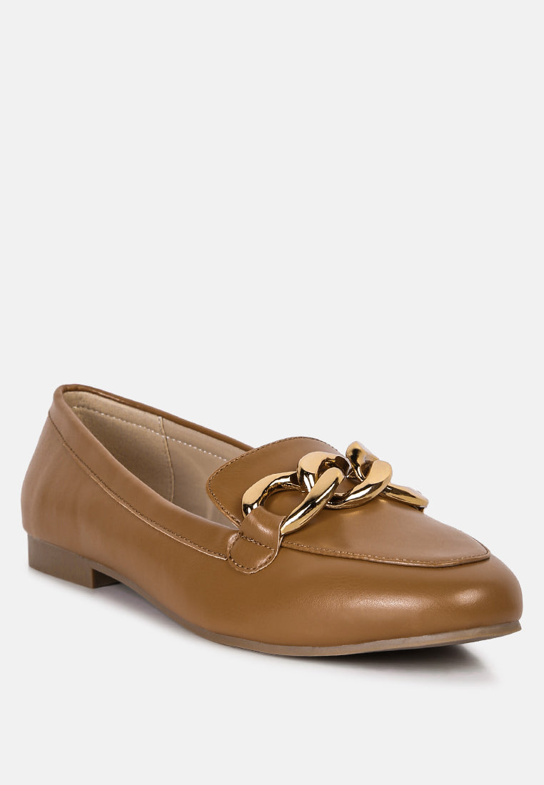 women chunky metal chain loafers#color_tan