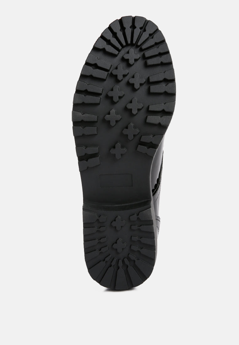 Women Cabbose Patent Lace Up Shoes