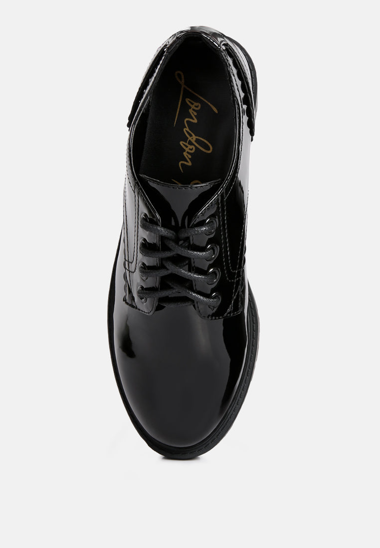 Women Cabbose Patent Lace Up Shoes