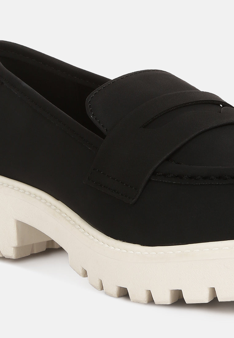 women semi casual lug loafer#color_black