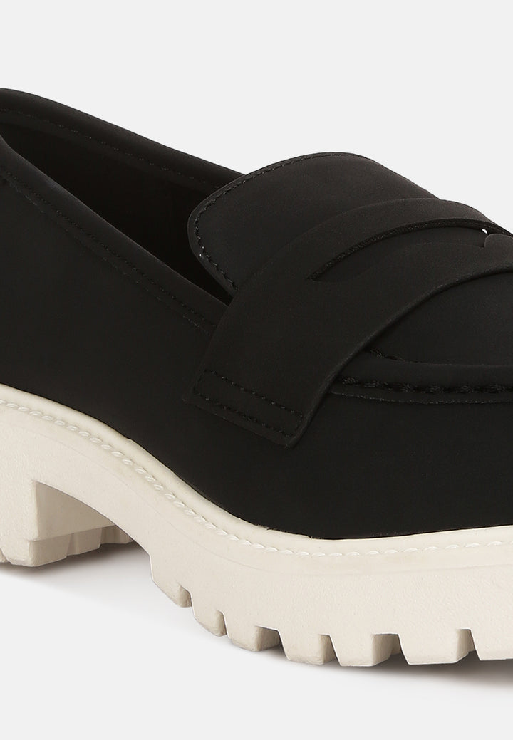 women semi casual lug loafer#color_black
